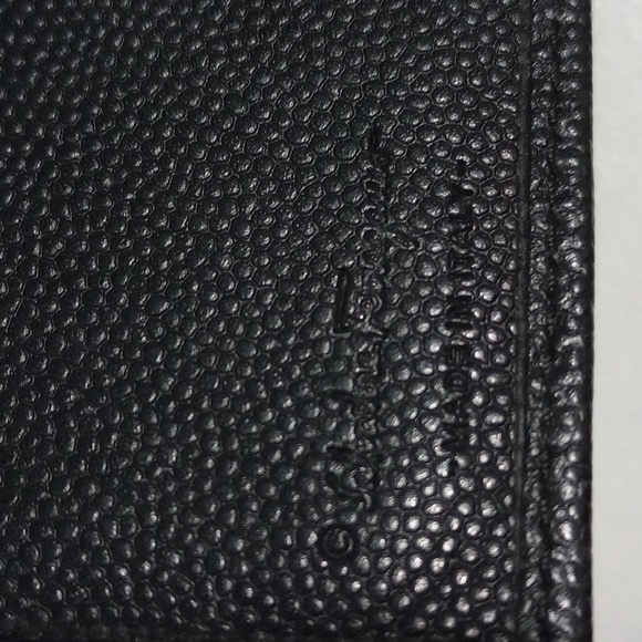 Salvatore Ferragamo Vara Bow Compact Wallet in Black Pebbled Leather - Picture 9 of 14